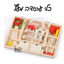 כלי עבודה מעץ בארון