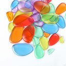 חלוקי נחל שקוף-צבעוני